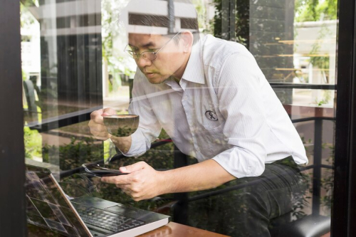 Why Cloud-Based Restaurant Software is Essential in 2025