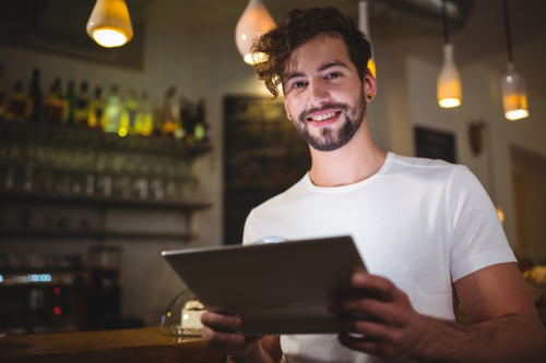 Tech to Personalize Customer Experience in Restaurants